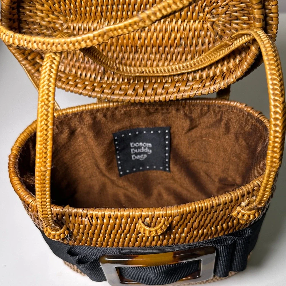 Chic Tan Woven Mini Bag with Black Accent - Picture 11 of 15